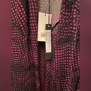 NWT- Yansi Fugel Women’s Fuchsia Dots Silk Sleeveless Top Size 10. MSP$198.